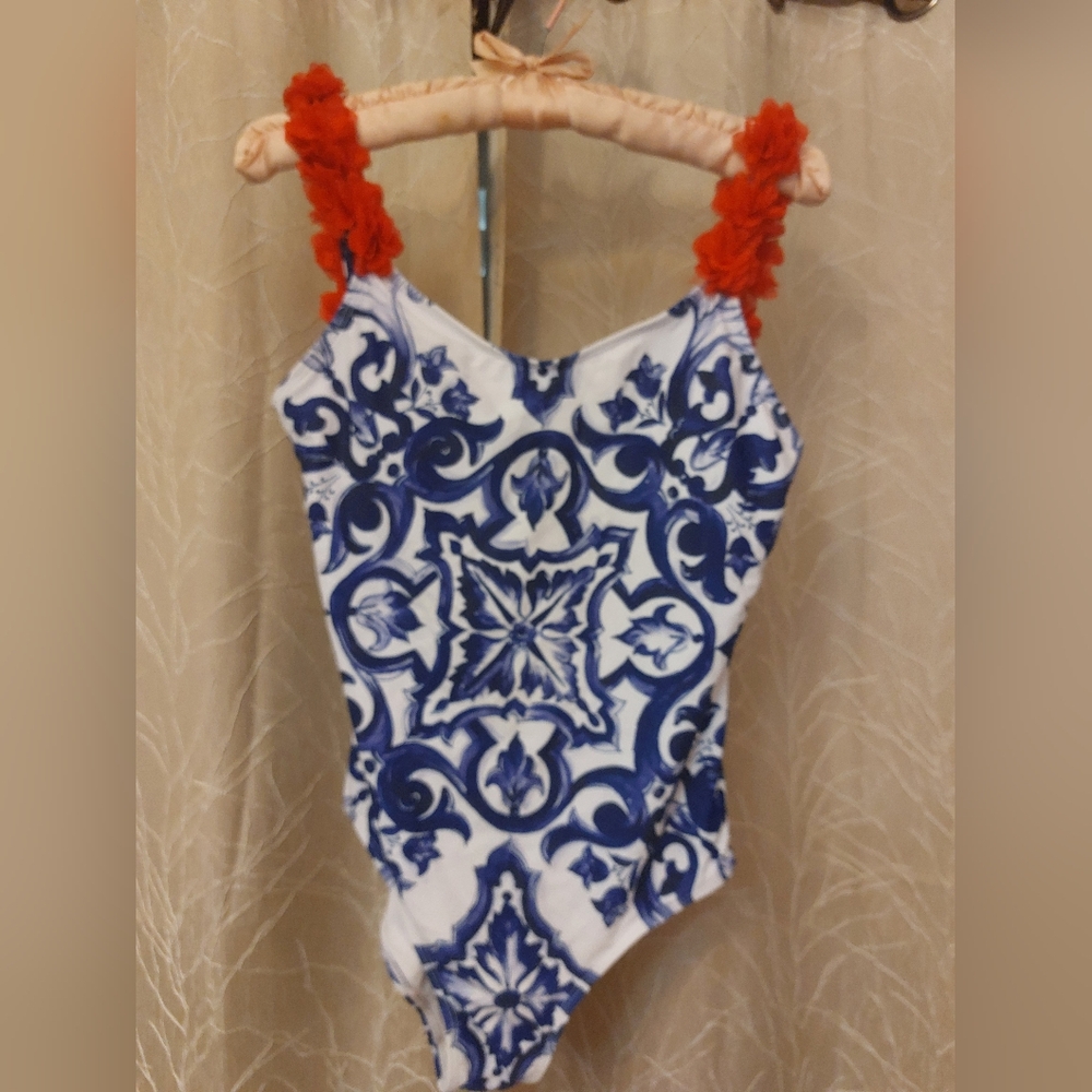 One piece, brand new
